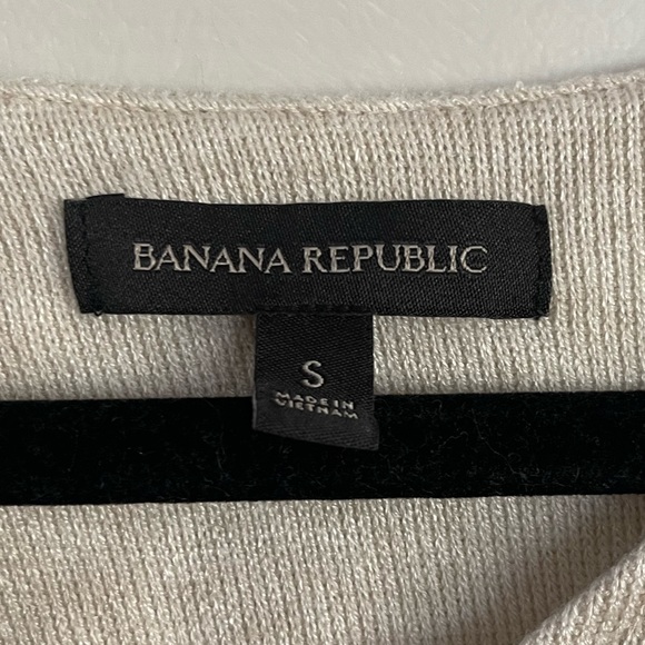 Banana Republic | Oatmeal Heather Cross Over Sweater Size Small - Picture 8 of 16